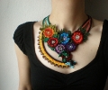 ranunculus-fluitans-freeform-beaded-crochet-necklace